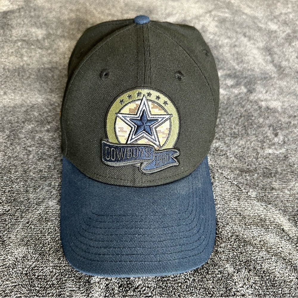 NFL Dallas Cowboys Salute to Service New Era 39THIRTY Flex Hat, Large/X-Large